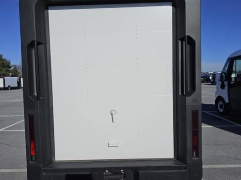 Used 2024 Chevrolet Brightdrop 600 w/ Commercial Equipment Package AWD/4WD image 32