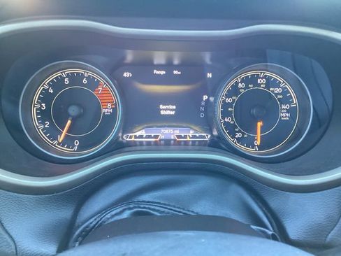 Used 2018 Jeep Cherokee Limited w/ High Altitude Package image 17