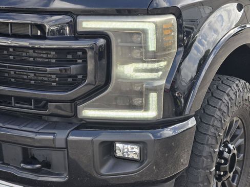 Certified 2022 Ford F250 Lariat w/ Tremor Off-Road Package AWD/4WD image 10