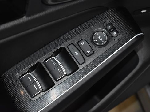 Used 2025 Honda Civic Sport Touring image 5