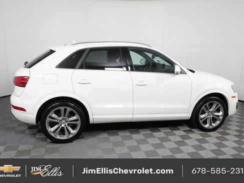Used 2015 Audi Q3 2.0T Prestige w/ Prestige Package image 29