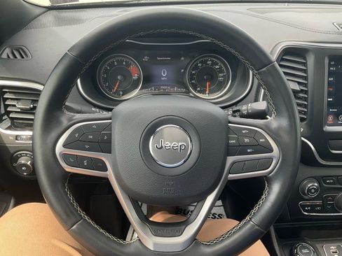 Used 2021 Jeep Cherokee Latitude Lux 80th Anniv w/ Quick Order Package 26U 80TH image 15