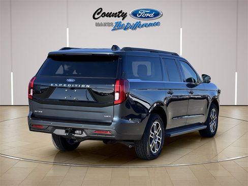 New 2025 Ford Expedition Max Active image 23