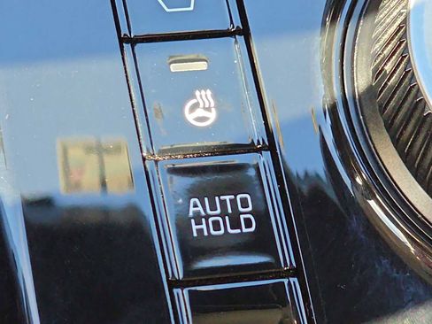 Used 2023 Kia Niro Wave image 31