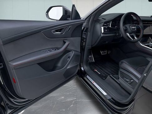 Used 2023 Audi RS Q8 AWD/4WD image 13