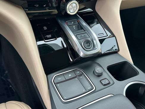 Certified 2023 Acura MDX SH-AWD w/ Technology Package image 30