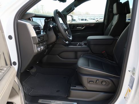 New 2026 GMC Yukon Elevation w/ Elevation Premium Package image 7