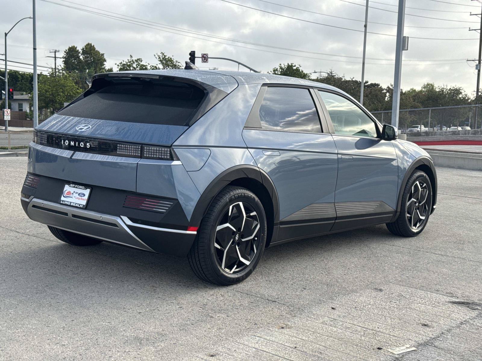 Used 2024 Hyundai Ioniq 5 SEL RWD image 3