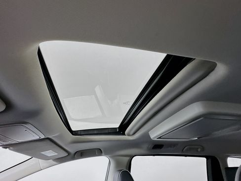 New 2026 Honda Odyssey Elite image 22