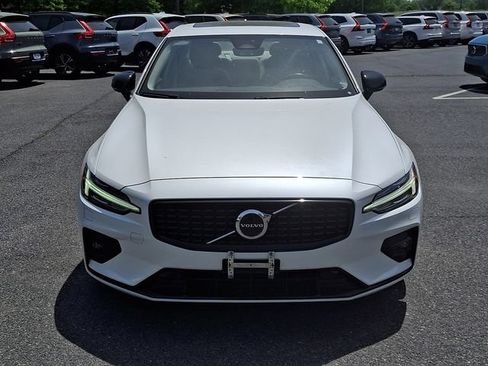 Used 2024 Volvo S60 B5 Core w/ Climate Package AWD/4WD image 2