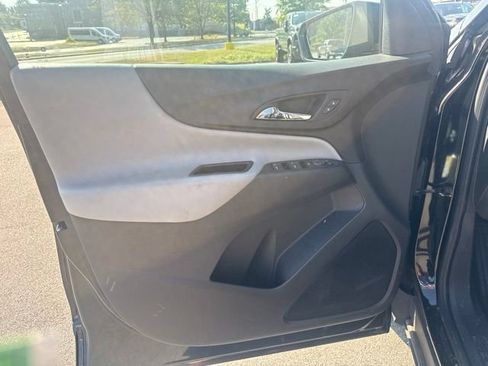 Used 2024 Chevrolet Equinox LS FWD image 13
