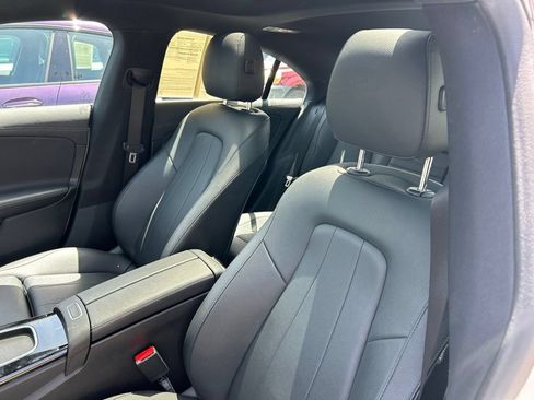 Used 2025 Mercedes-Benz CLA 250 image 22
