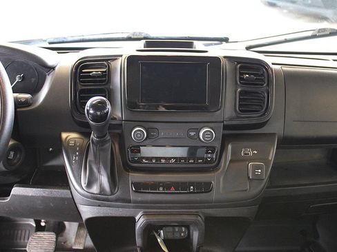 Used 2025 RAM ProMaster 2500 w/ Convenience Group FWD image 15