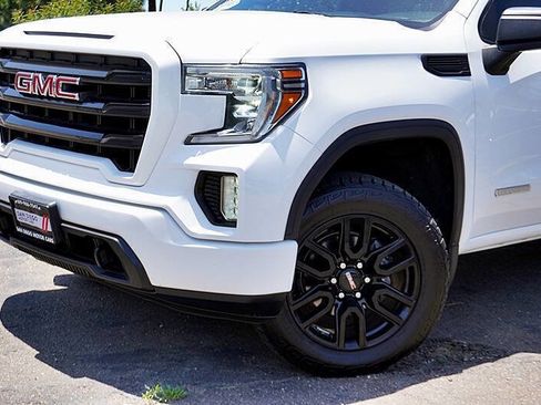 Used 2020 GMC Sierra 1500 Elevation w/ Elevation Convenience Package RWD image 4