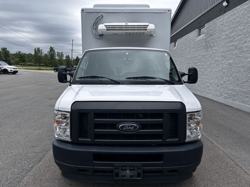 Used 2023 Ford E-350 and Econoline 350 Super Duty w/ Power Windows & Locks Group RWD image 2