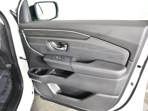Certified 2026 Honda Pilot Touring image 40
