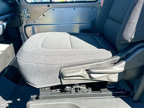 New 2026 Chevrolet Brightdrop 400 image 19