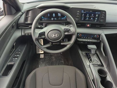 New 2025 Hyundai Elantra Sport image 14