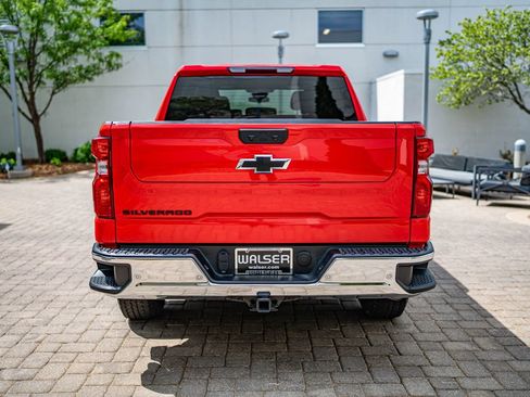 Used 2025 Chevrolet Silverado 1500 W/T w/ WT Value Package RWD image 6