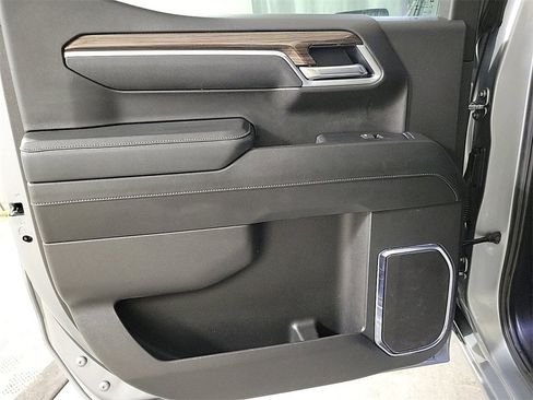 Used 2025 Chevrolet Silverado 1500 LT image 20