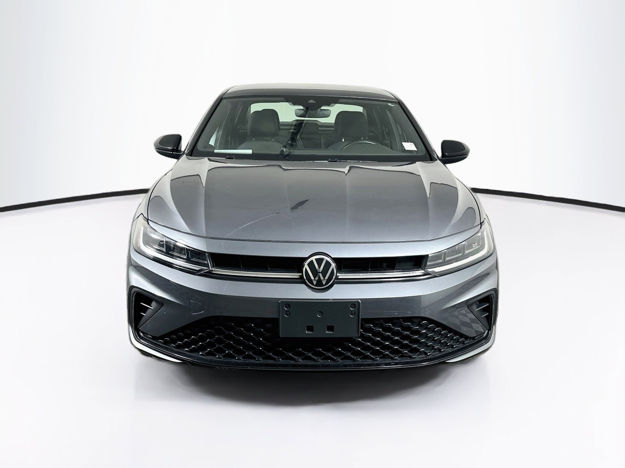 Used 2025 Volkswagen Jetta Sport FWD image 2