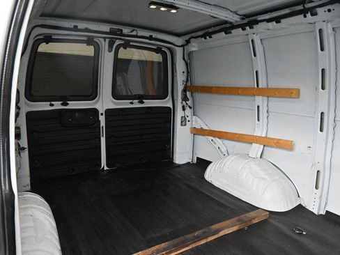 Used 2023 Chevrolet Express 2500 w/ Driver Convenience Package RWD image 34