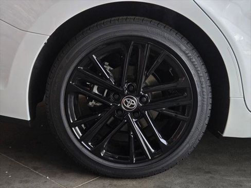 Certified 2026 Toyota Camry SE FWD image 5