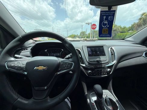 Used 2024 Chevrolet Equinox LT FWD image 26