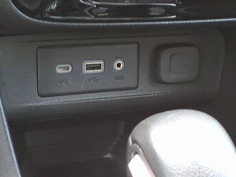 Certified 2023 Buick Encore GX Select w/ Experience Buick Package FWD image 31