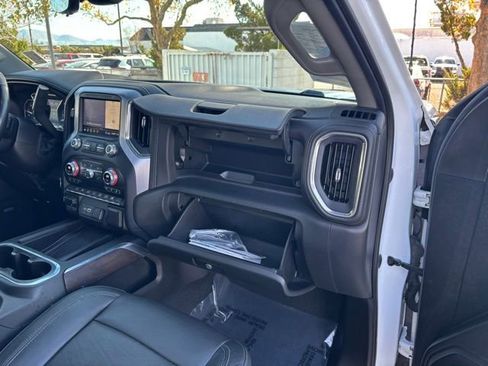 Used 2020 GMC Sierra 2500 SLT w/ Technology Package image 39