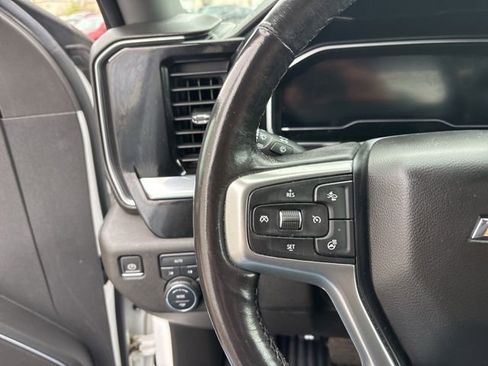 Used 2022 Chevrolet Silverado 1500 LT image 16