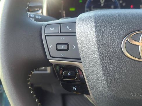 Used 2026 Toyota Camry SE FWD image 12