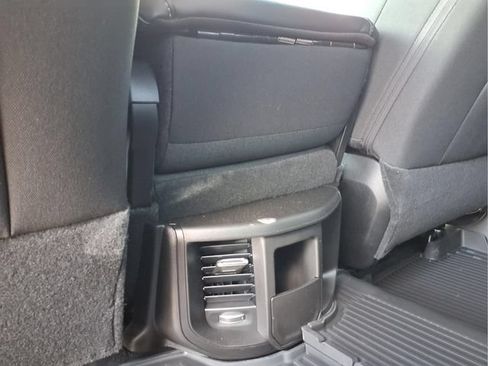 New 2026 RAM 2500 Big Horn AWD/4WD image 10