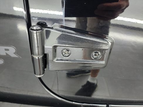 Used 2014 Jeep Wrangler Unlimited Rubicon AWD/4WD image 42