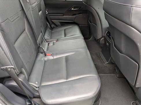 Certified 2025 Lexus GX 550 w/ Cold Area Package image 19