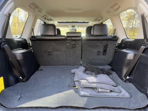 Used 2017 Lexus GX 460 image 36