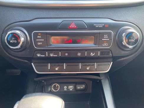 Used 2019 Kia Sorento FWD V6 w/ LX V6 Convenience Package image 22