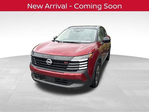 Certified 2025 Nissan Kicks SR FWD image 1