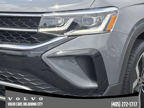 Used 2023 Volkswagen Taos SEL AWD/4WD image 8
