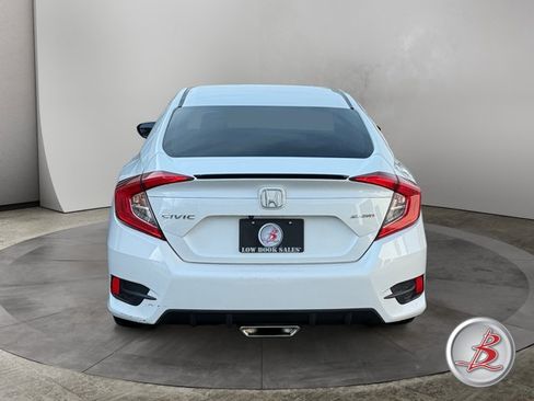 Used 2019 Honda Civic Sport image 6