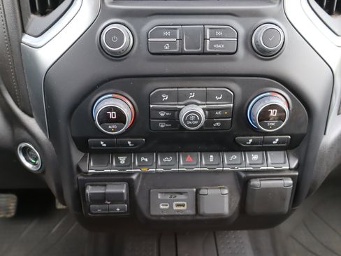 Used 2022 Chevrolet Silverado 2500 LTZ w/ Safety Package AWD/4WD image 31