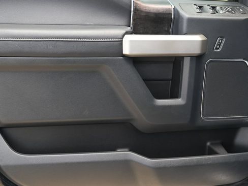 Used 2022 Ford F250 Lariat AWD/4WD image 9