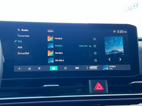 Used 2025 Kia Carnival SX Prestige image 20