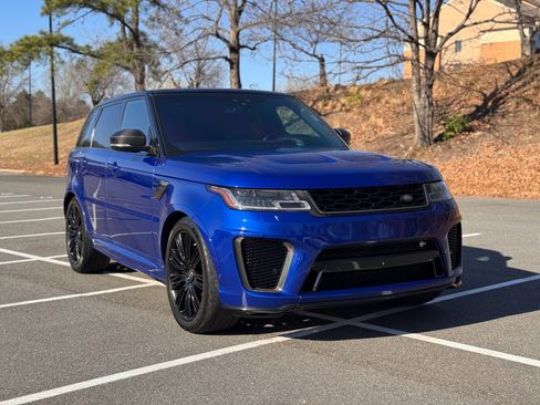 Used 2019 Land Rover Range Rover Sport SVR image 18