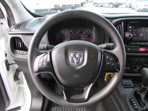 Used 2021 RAM ProMaster City Tradesman image 16