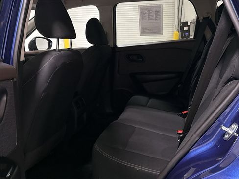 Used 2023 Nissan Rogue S image 22