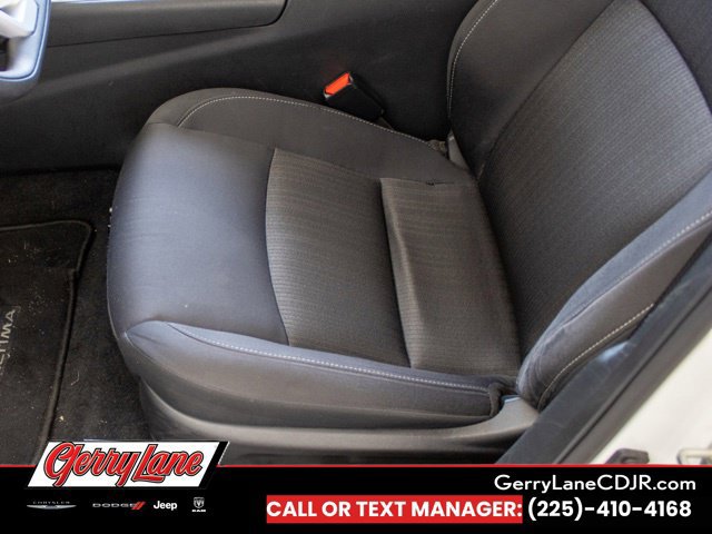 Used 2025 Nissan Altima 2.5 SV FWD image 10
