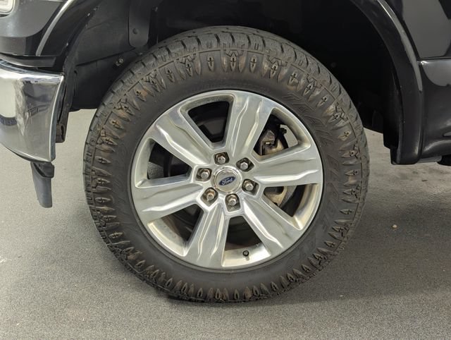 Used 2017 Ford F150 Platinum w/ Equipment Group 701A Luxury AWD/4WD image 11