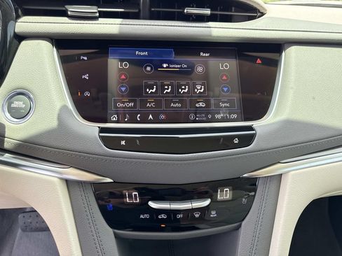 New 2026 Cadillac XT5 Premium Luxury w/ Driver Assist Package AWD/4WD image 23