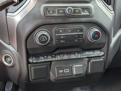 Certified 2022 Chevrolet Silverado 1500 Custom Trail Boss AWD/4WD image 7